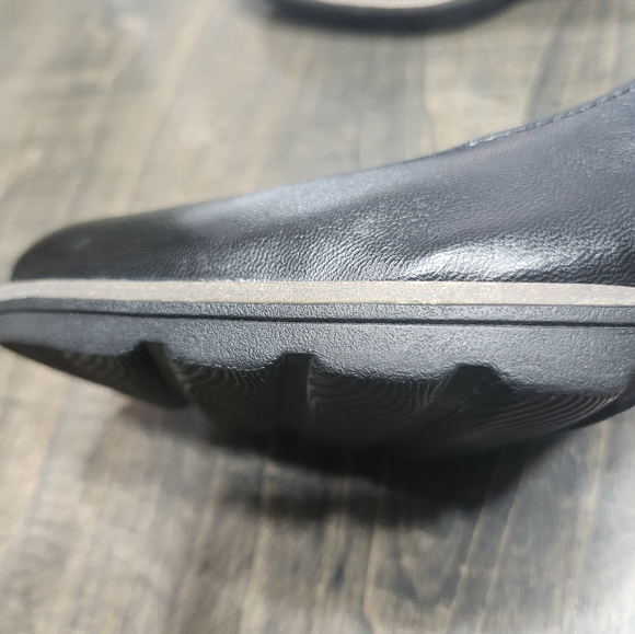 Tamaris Black Leather Pumps Size 39 (9) - Picture 7 of 8